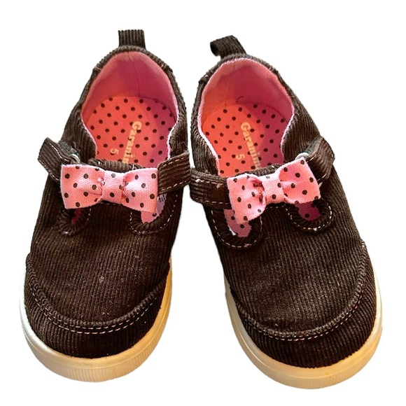 Bundle of 3 pairs of little baby or toddler shoes and paw patrol slippers - Picture 3 of 5